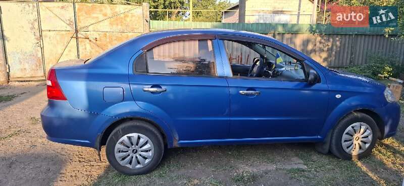 Седан Chevrolet Aveo 2008 в Кропивницком