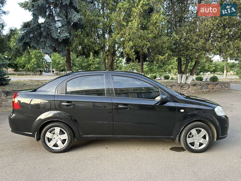 Седан Chevrolet Aveo 2007 в Новой Одессе