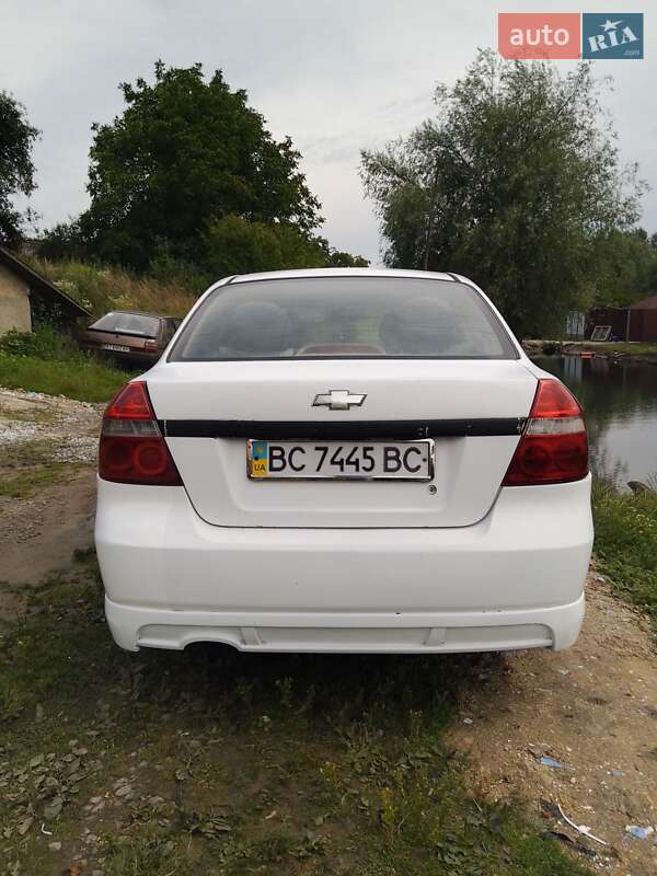 Седан Chevrolet Aveo 2007 в Львове