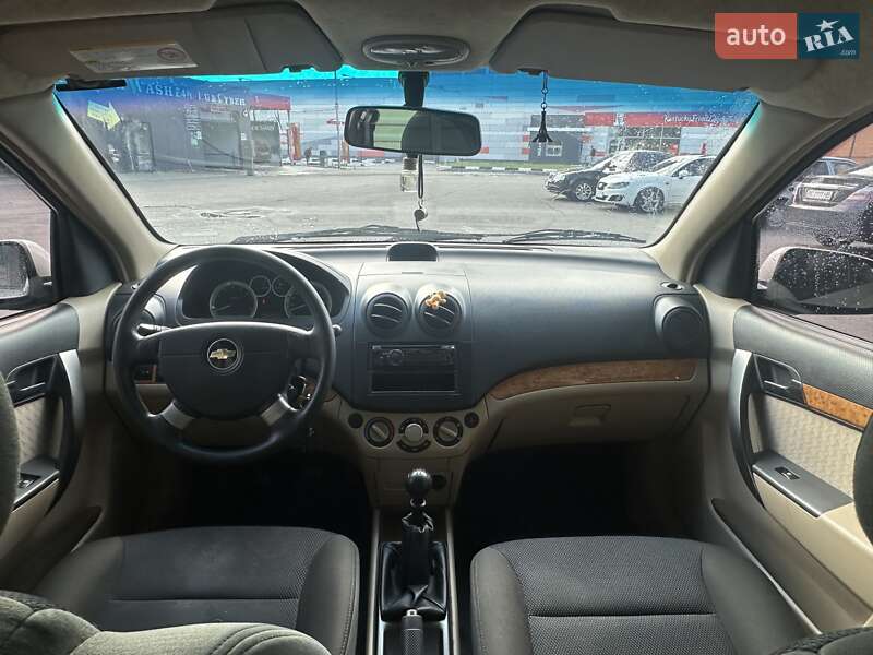 Седан Chevrolet Aveo 2008 в Львові