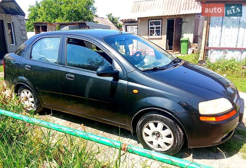 Седан Chevrolet Aveo 2005 в Пирятине