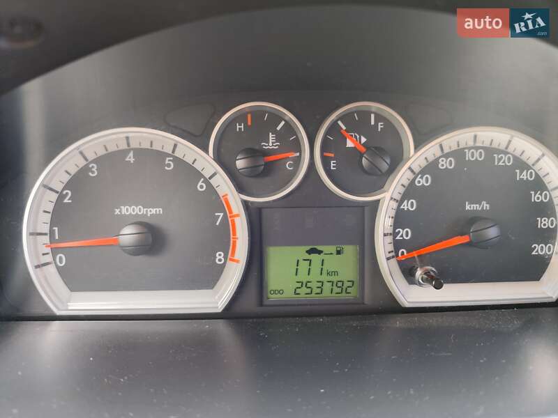Седан Chevrolet Aveo 2010 в Києві