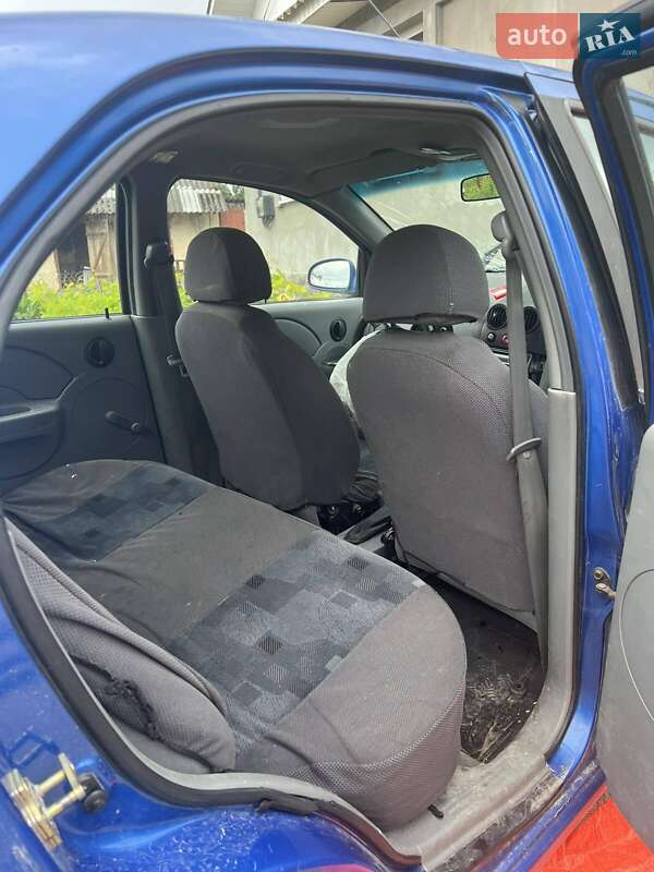 Седан Chevrolet Aveo 2005 в Почаеве фото 3 Седан Chevrolet Aveo 2005 в Почаеве