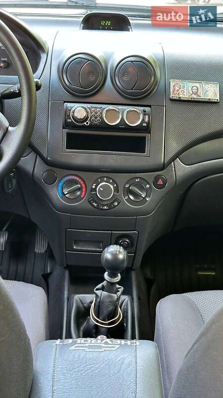 Седан Chevrolet Aveo 2008 в Полтаве