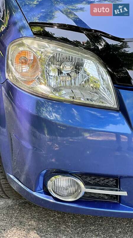 Седан Chevrolet Aveo 2008 в Полтаве
