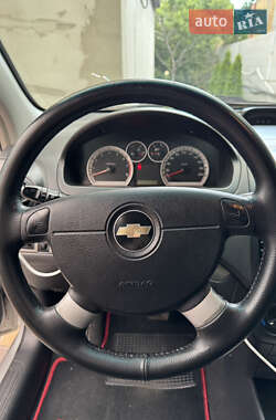 Седан Chevrolet Aveo 2008 в 