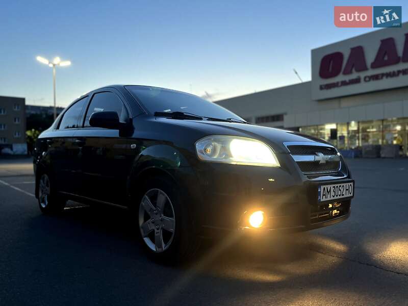 Седан Chevrolet Aveo 2007 в Житомире