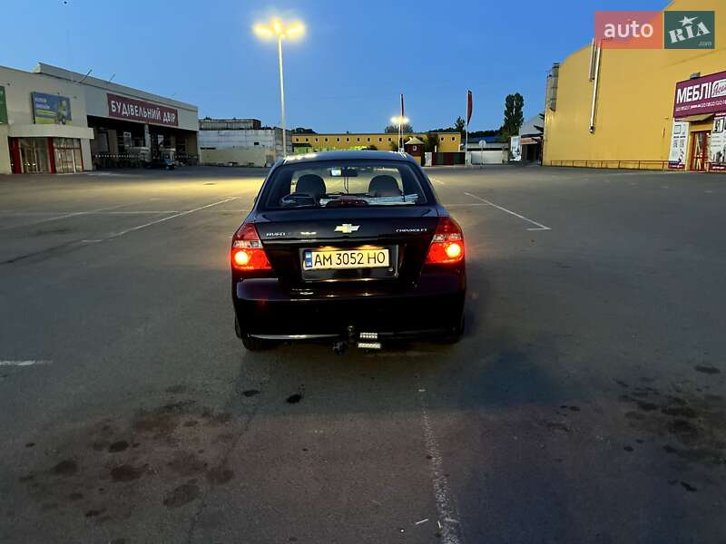 Седан Chevrolet Aveo 2007 в Житомире