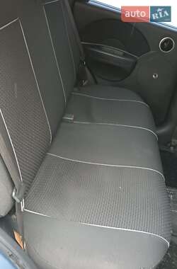 Хэтчбек Chevrolet Aveo 2007 в 