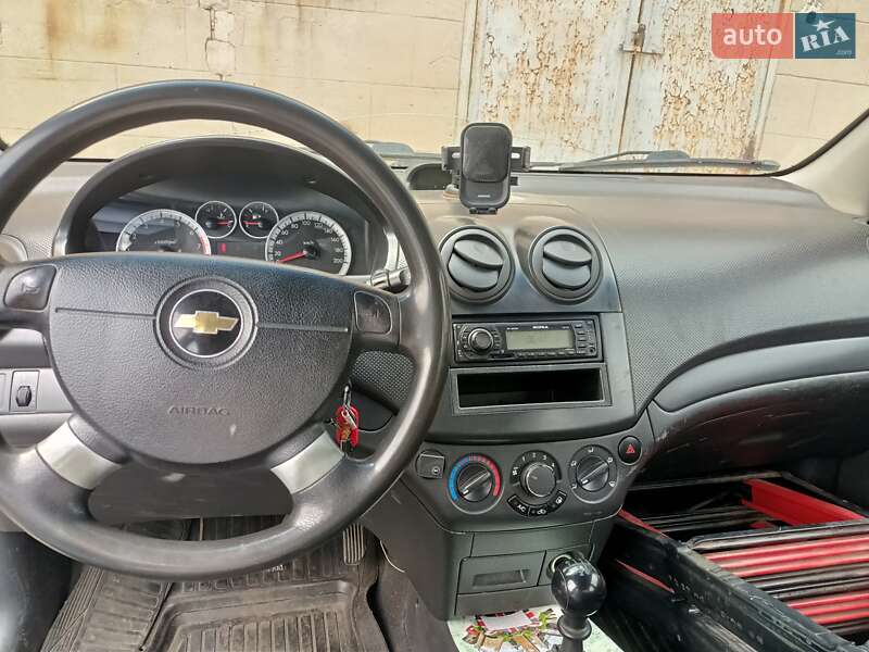 Седан Chevrolet Aveo 2011 в Запорожье