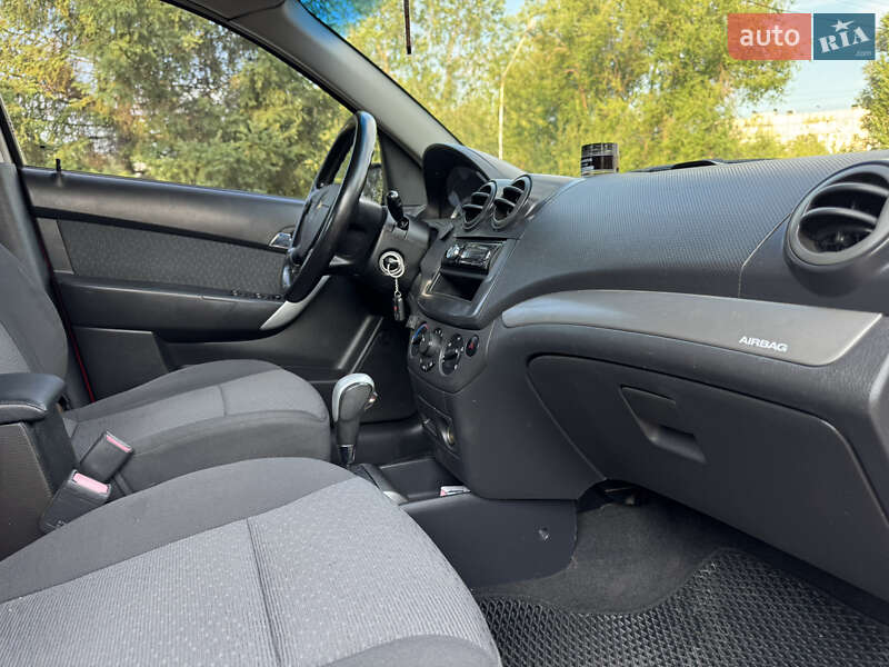 Седан Chevrolet Aveo 2007 в Запорожье