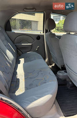 Седан Chevrolet Aveo 2005 в 