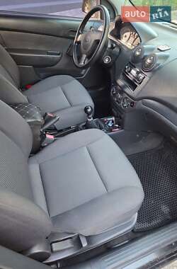 Седан Chevrolet Aveo 2008 в 