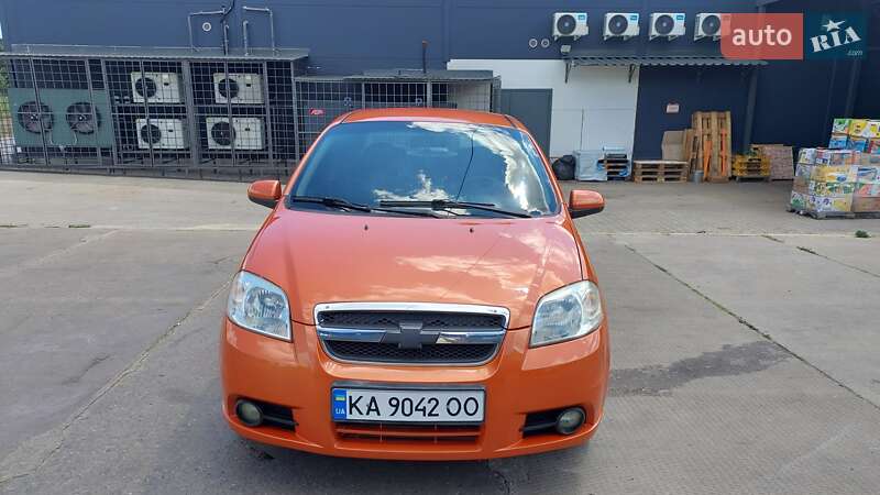Седан Chevrolet Aveo 2006 в Первомайске