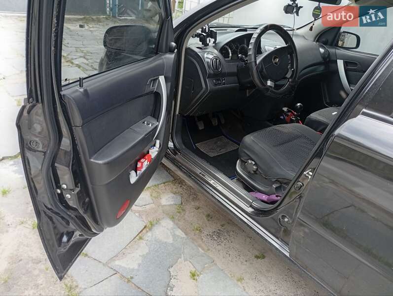 Седан Chevrolet Aveo 2007 в Коростышеве