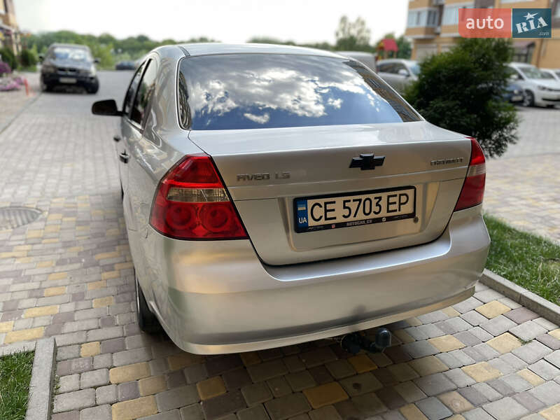 Седан Chevrolet Aveo 2008 в Чернівцях