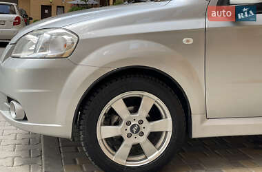 Седан Chevrolet Aveo 2008 в 