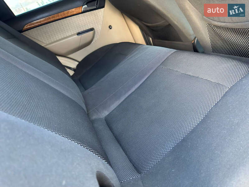Седан Chevrolet Aveo 2009 в Охтирці