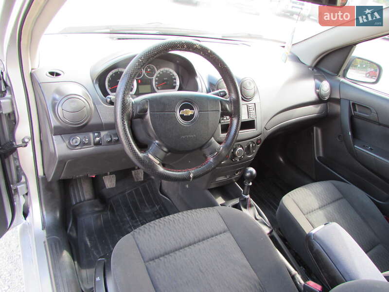 Седан Chevrolet Aveo 2006 в Кропивницком