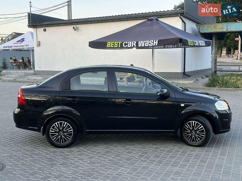 Седан Chevrolet Aveo 2006 в Кропивницком