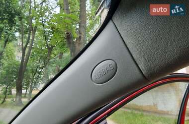 Хэтчбек Chevrolet Aveo 2011 в 
