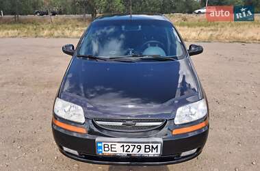 Седан Chevrolet Aveo 2005 в Вознесенске
