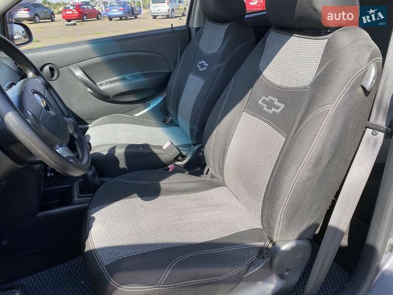 Хэтчбек Chevrolet Aveo 2008 в Одессе фото 8 Хэтчбек Chevrolet Aveo 2008 в Одессе