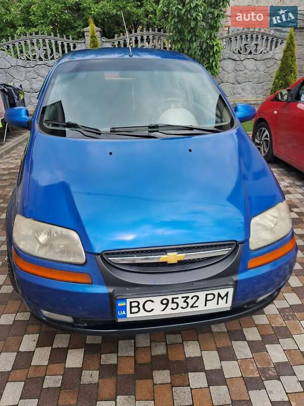 Седан Chevrolet Aveo 2004 в 