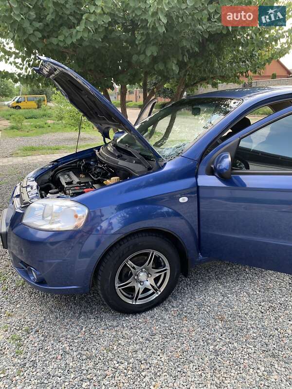 Седан Chevrolet Aveo 2008 в Білій Церкві