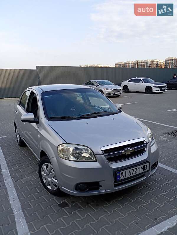 Седан Chevrolet Aveo 2008 в Киеве