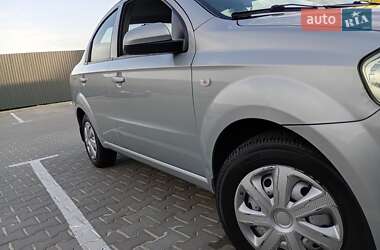 Седан Chevrolet Aveo 2008 в 