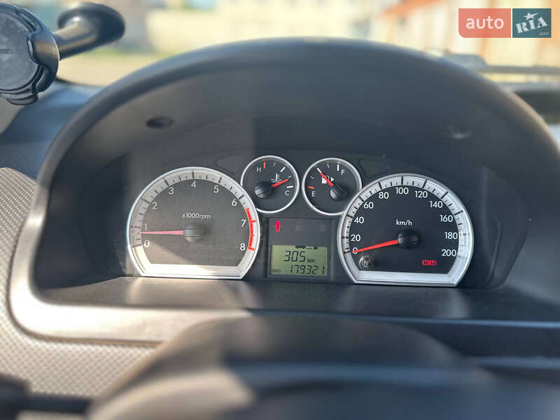 Хэтчбек Chevrolet Aveo 2008 в Харькове