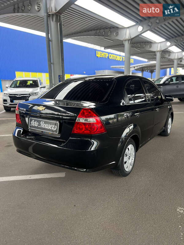 Седан Chevrolet Aveo 2008 в Запоріжжі