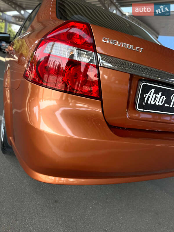 Седан Chevrolet Aveo 2008 в Запоріжжі