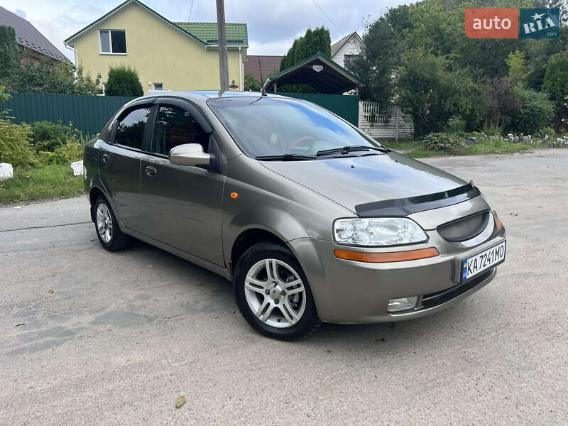 Chevrolet Aveo 2004