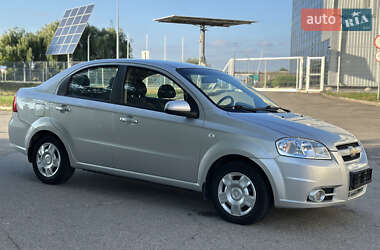 Седан Chevrolet Aveo 2008 в Дніпрі
