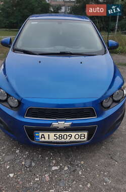 Хетчбек Chevrolet Aveo 2011 в Києві