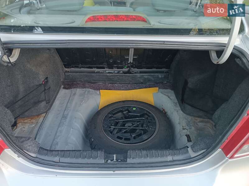 Седан Chevrolet Aveo 2005 в Киеве фото 9 Седан Chevrolet Aveo 2005 в Киеве