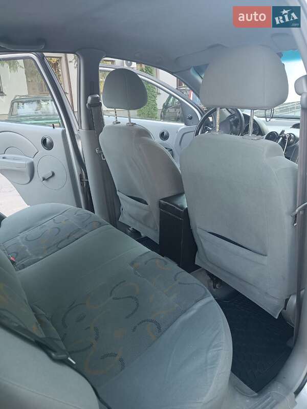 Седан Chevrolet Aveo 2005 в Киеве фото 12 Седан Chevrolet Aveo 2005 в Киеве