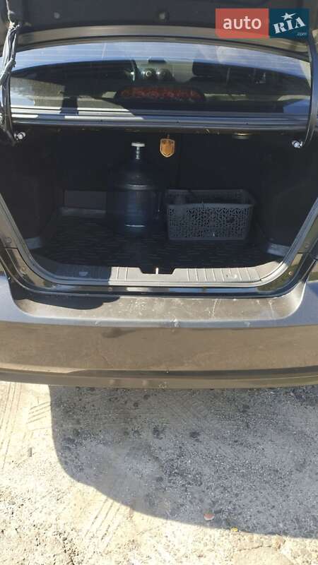 Седан Chevrolet Aveo 2007 в Горишних Плавнях