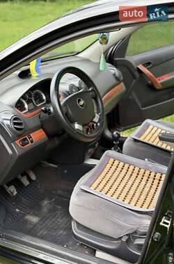 Седан Chevrolet Aveo 2007 в  фото 2 Седан Chevrolet Aveo 2007 в