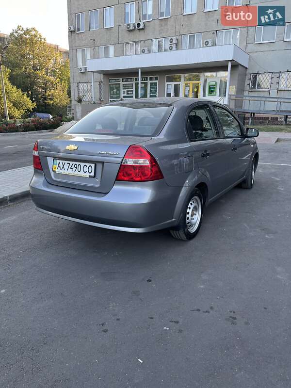 Седан Chevrolet Aveo 2011 в Лозовій