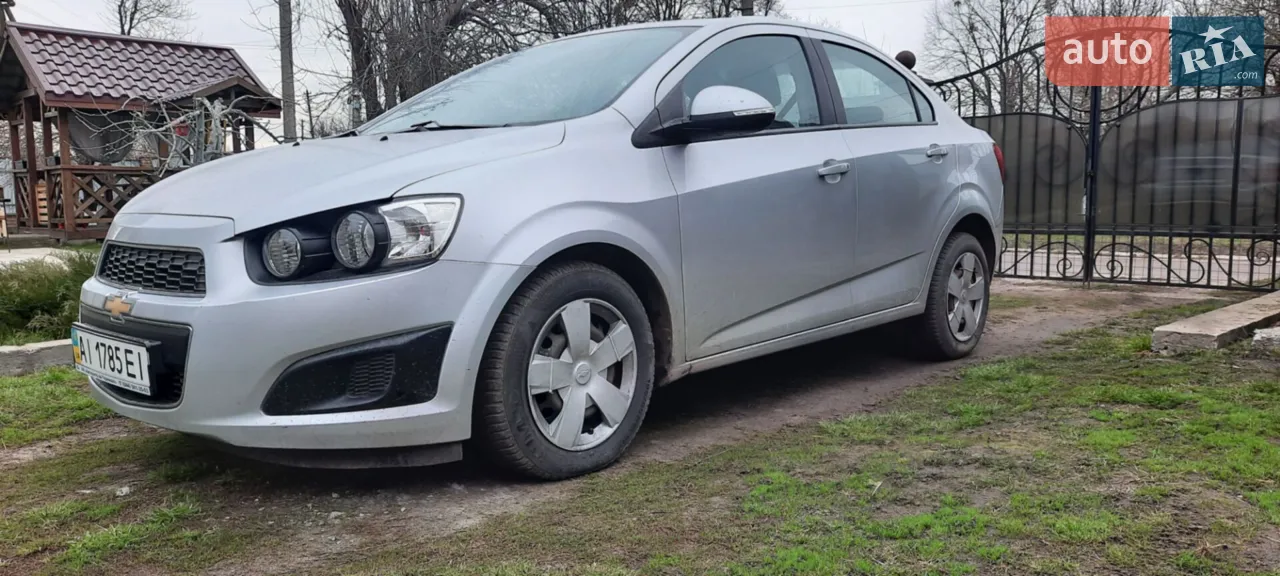 2014 Chevrolet Aveo - мініатюра 11
