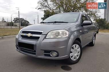 Седан Chevrolet Aveo 2011 в Киеве