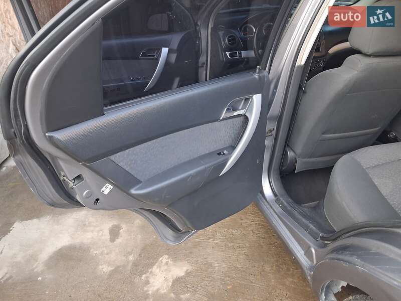 Седан Chevrolet Aveo 2011 в Черновцах