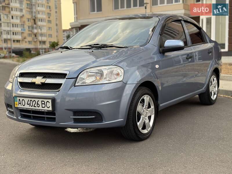 Седан Chevrolet Aveo 2006 в 