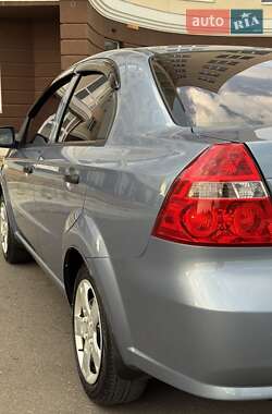 Седан Chevrolet Aveo 2006 в 