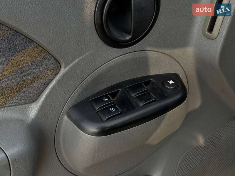Хетчбек Chevrolet Aveo 2005 в Харкові фото 25 Хетчбек Chevrolet Aveo 2005 в Харкові