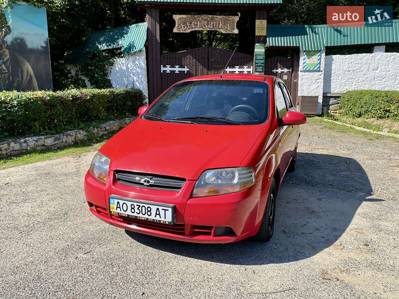 Хэтчбек Chevrolet Aveo 2006 в Мукачево