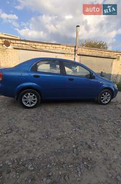 Седан Chevrolet Aveo 2006 в Вараші